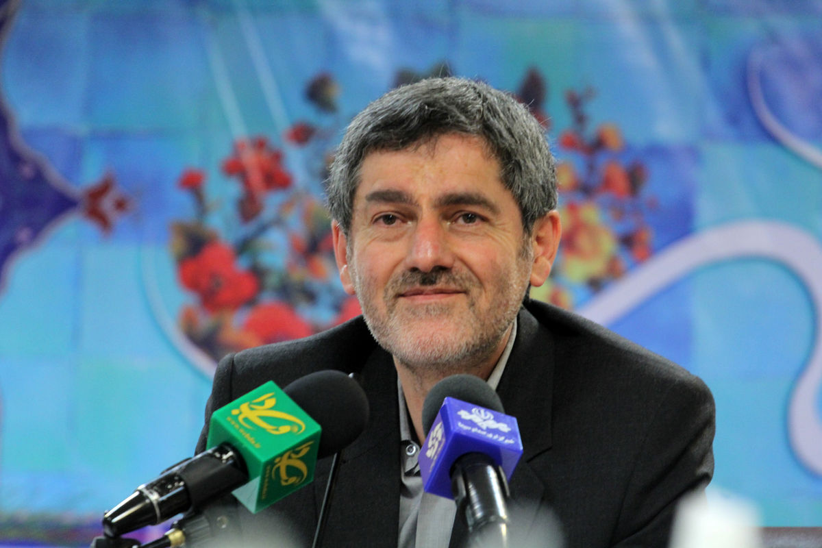 استاندار فارس: پزشکان اگر می‌خواهند مهاجرت کنند