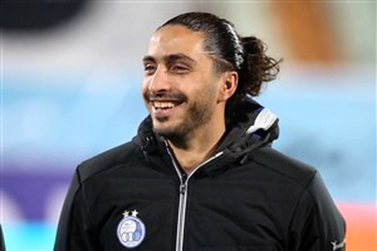 رونمایی از کارت ملی مدافع استقلال که می‌گویند سرباز است