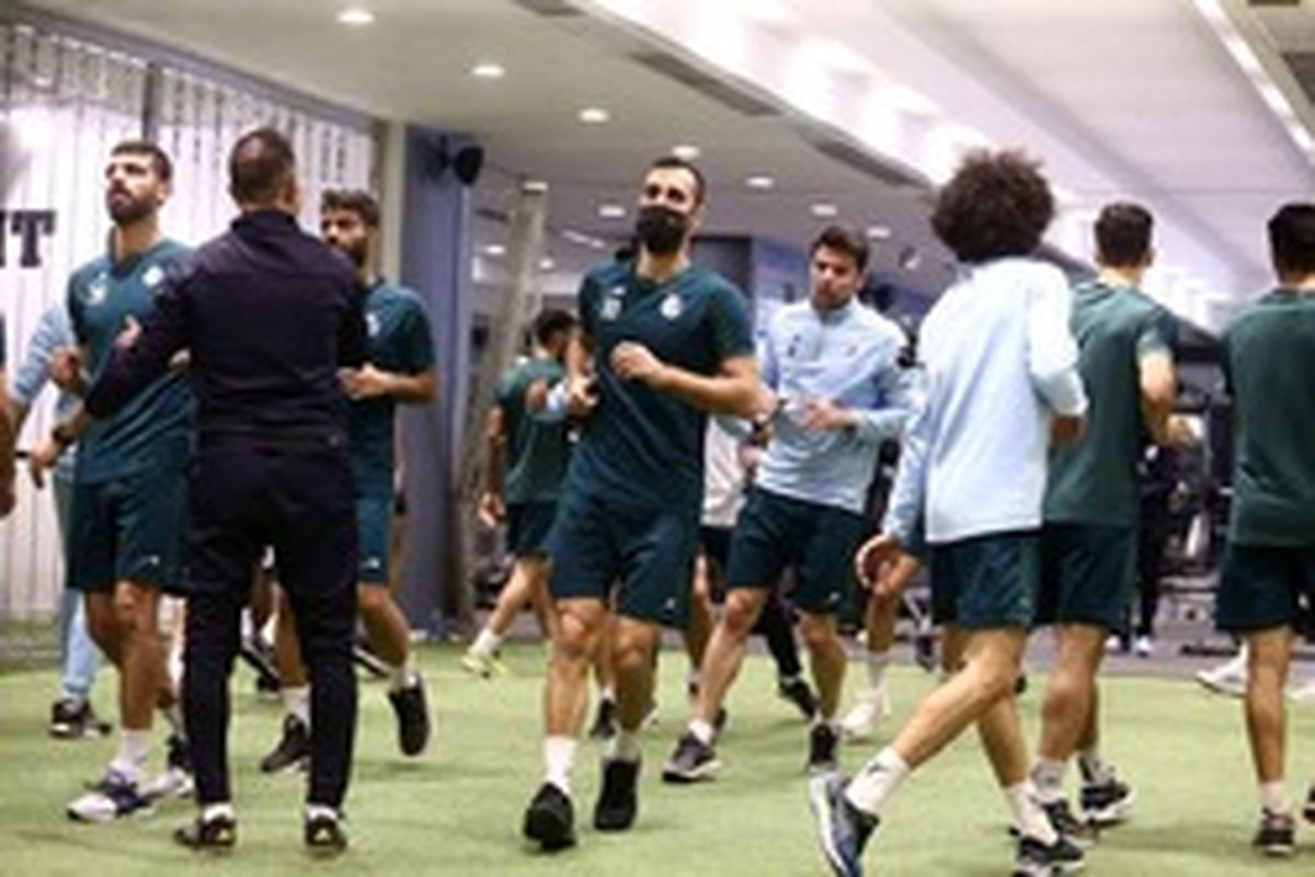 گلزن سابق، گزینه بازگشت به استقلال