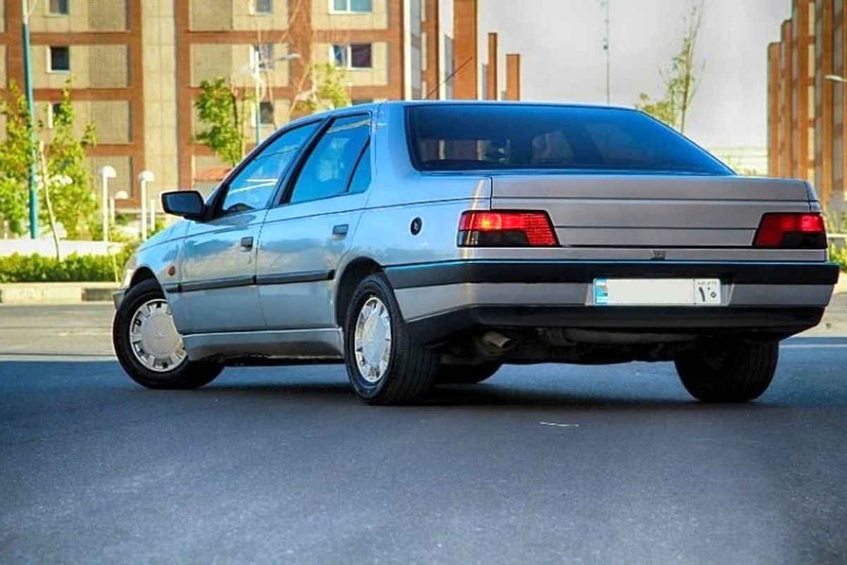 پژو ۴۰۵ از ۳۰۰ میلیون هم عبور کرد / آیا ارزش دارد؟