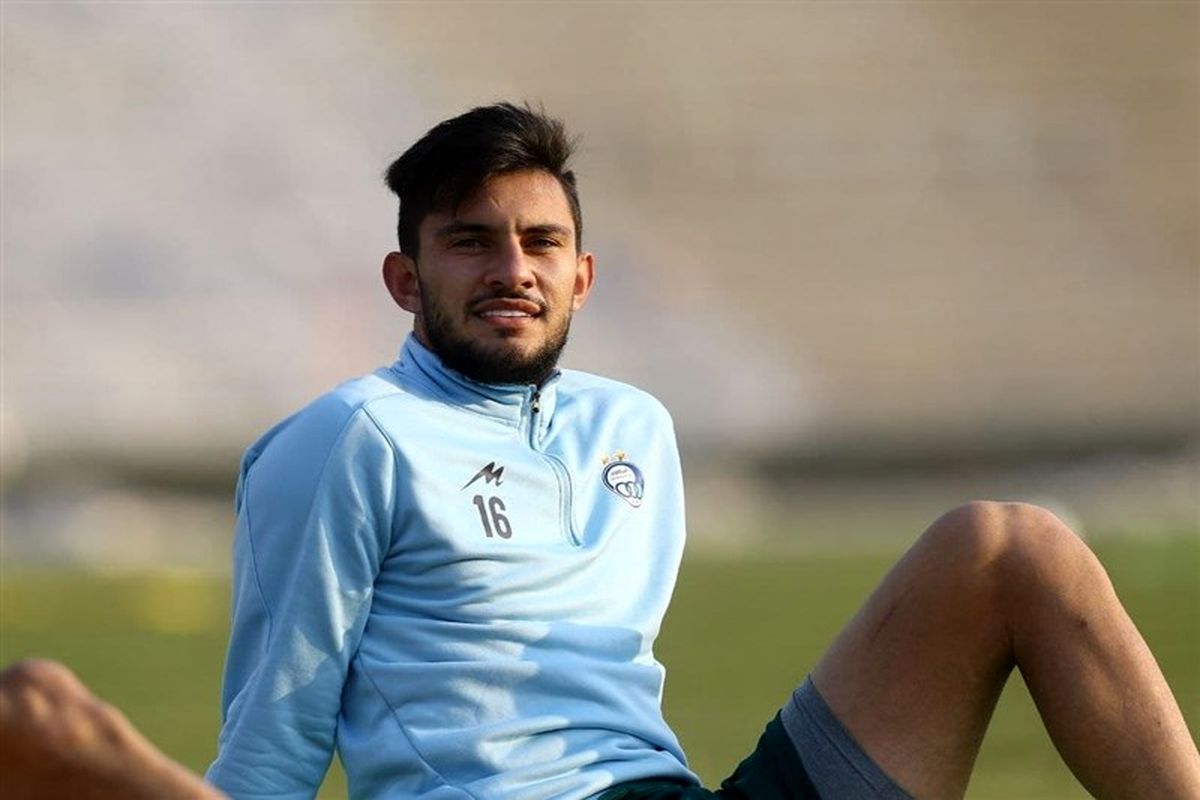 چرا مهاجم جوان استقلال تمرین را ترک کرد؟