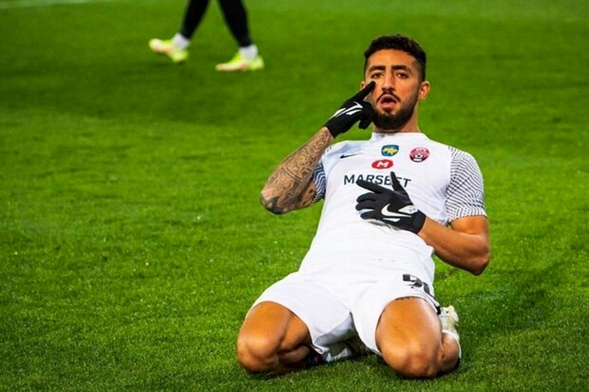 صیادمنش در انتظار بازی در انگلیس