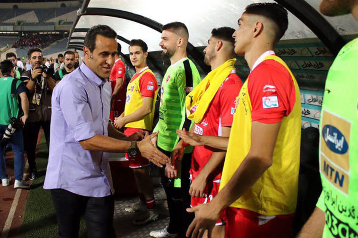 حمایت علی کریمی از گل‌محمدی!