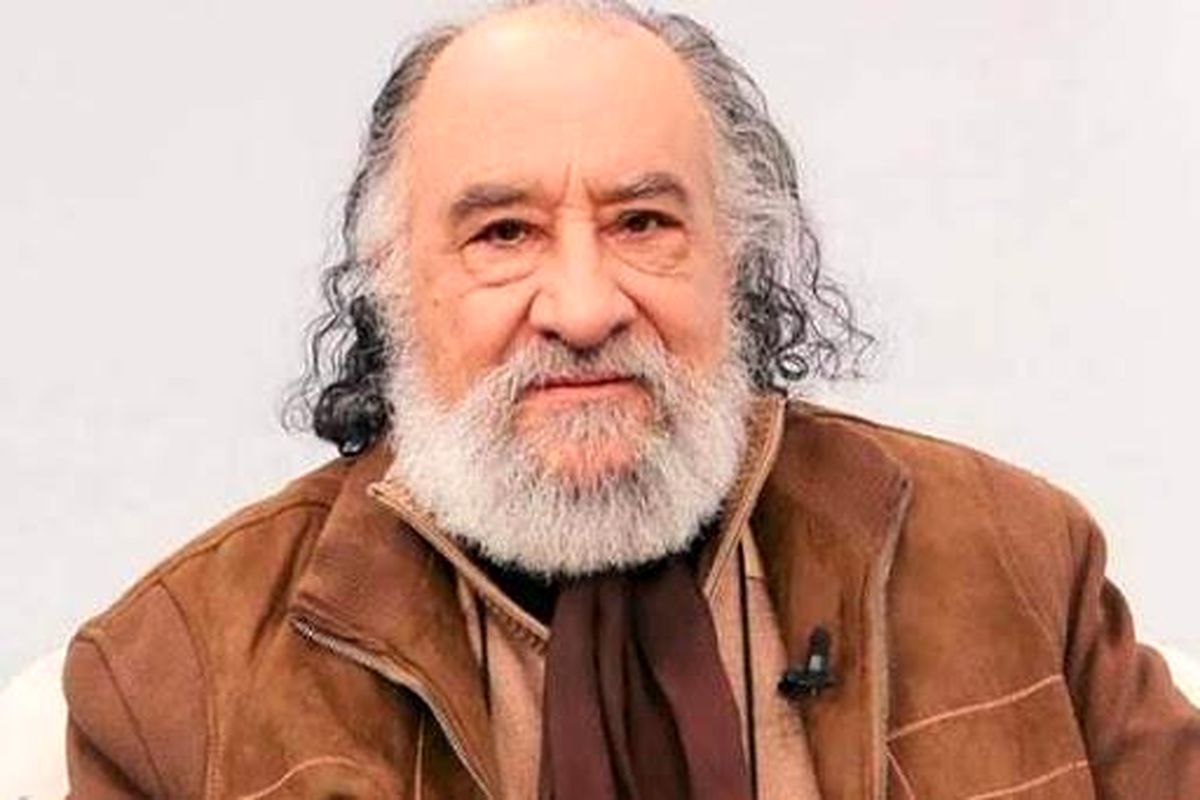 داریوش ارجمند/ زن باش، قهرمان باش