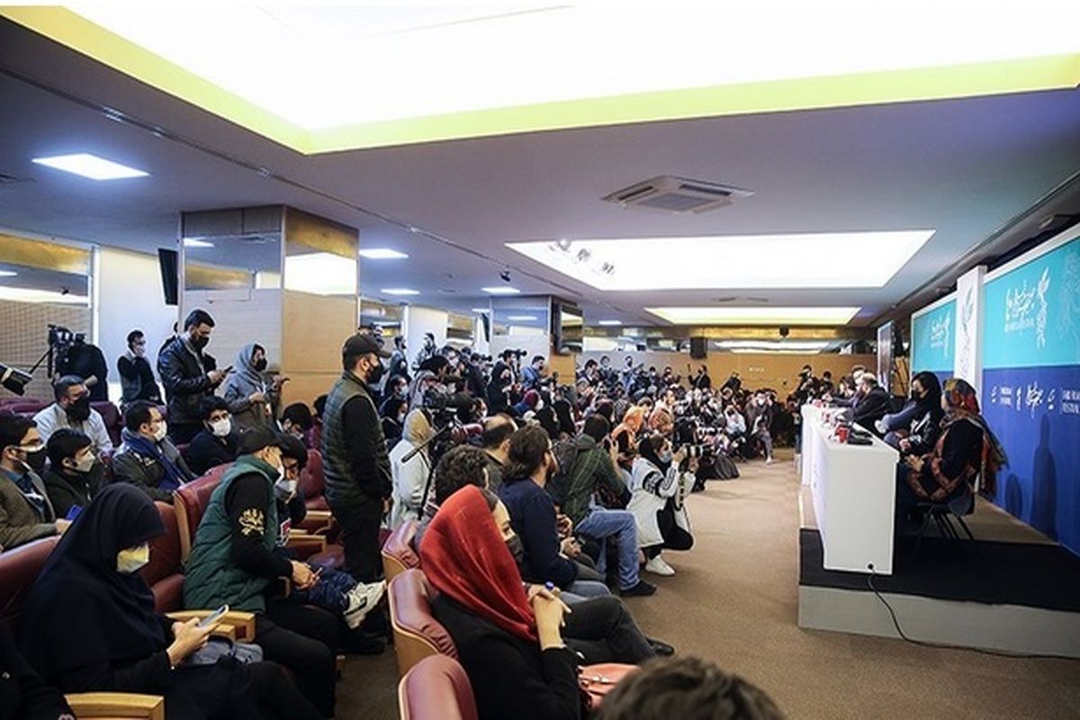 جشنواره فیلم فجر بدون رعایت پروتکل ها