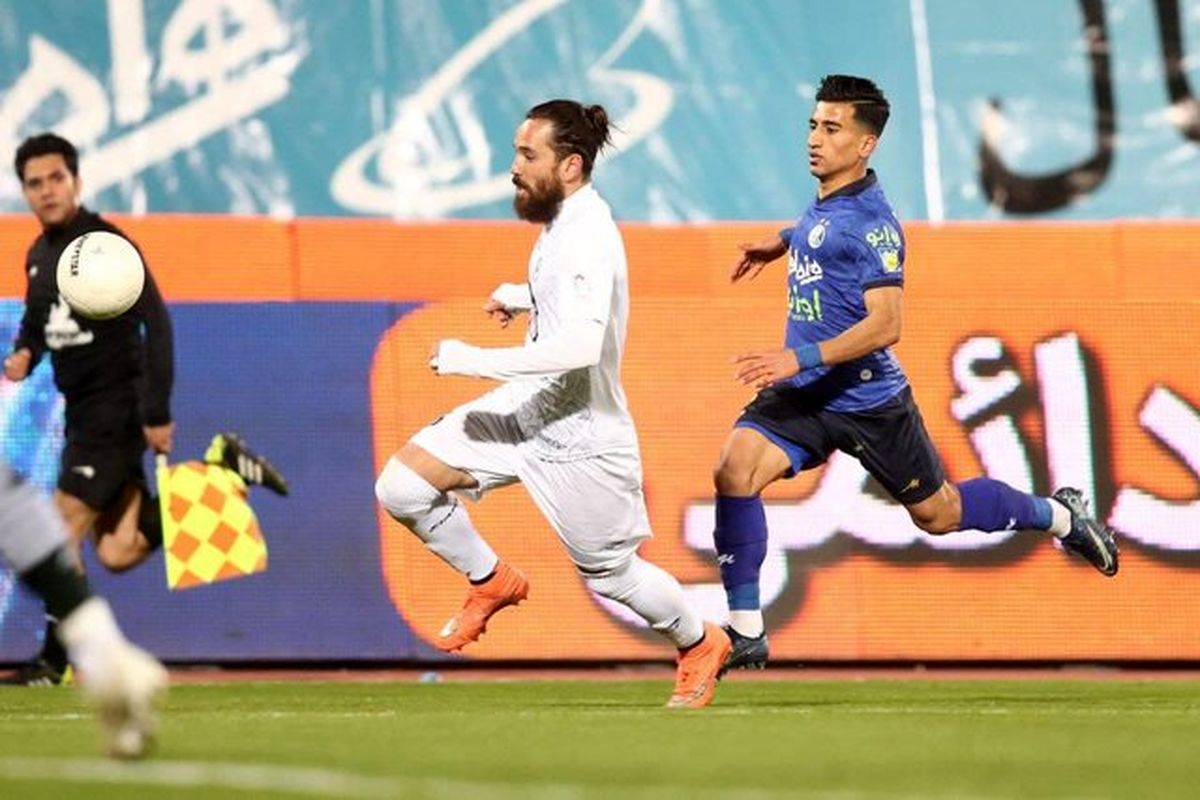 ذوب‌آهن از استقلال شکایت کرد