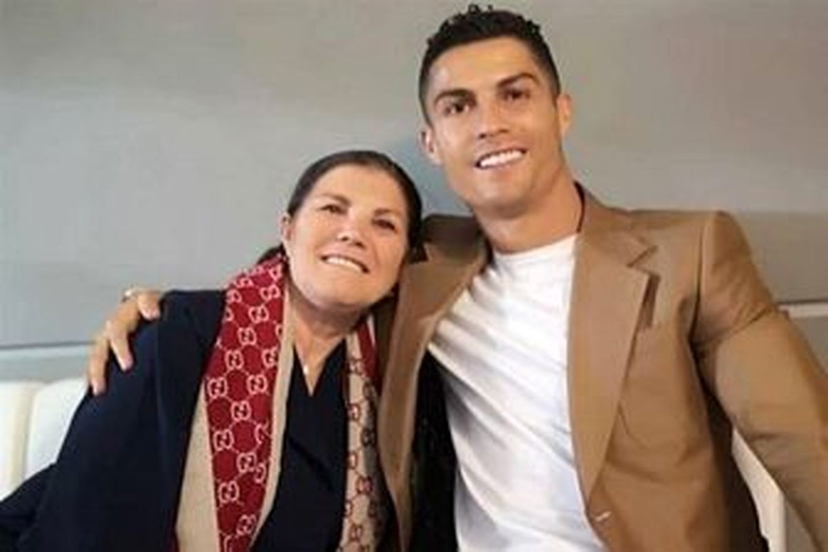 سنگ اندازی مادر رونالدو برای عروس آینده