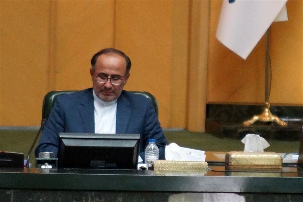 دو جین سمت ورزشی برای نماینده مجلس!