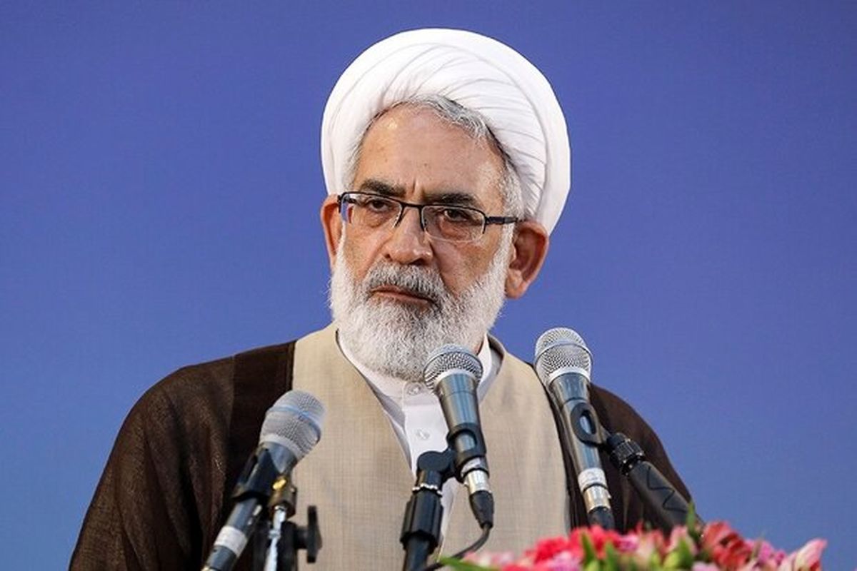 ورود دادستان کشور به فروش سهام استقلال و پرسپولیس