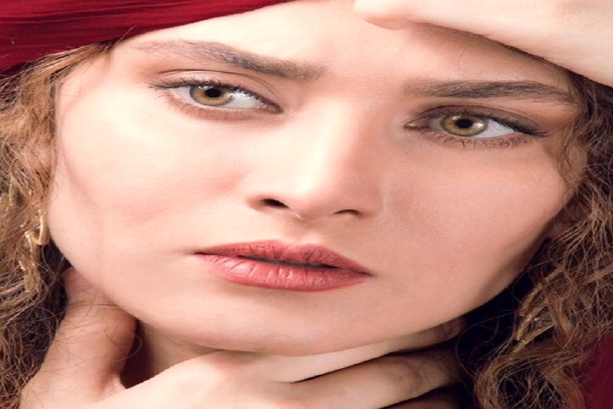 چهارشنبه سوری بی خطر با شلوار پاره هنرپیشه عزیز