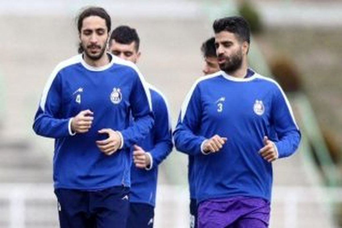 سربازهای استقلال به اردو رفتند