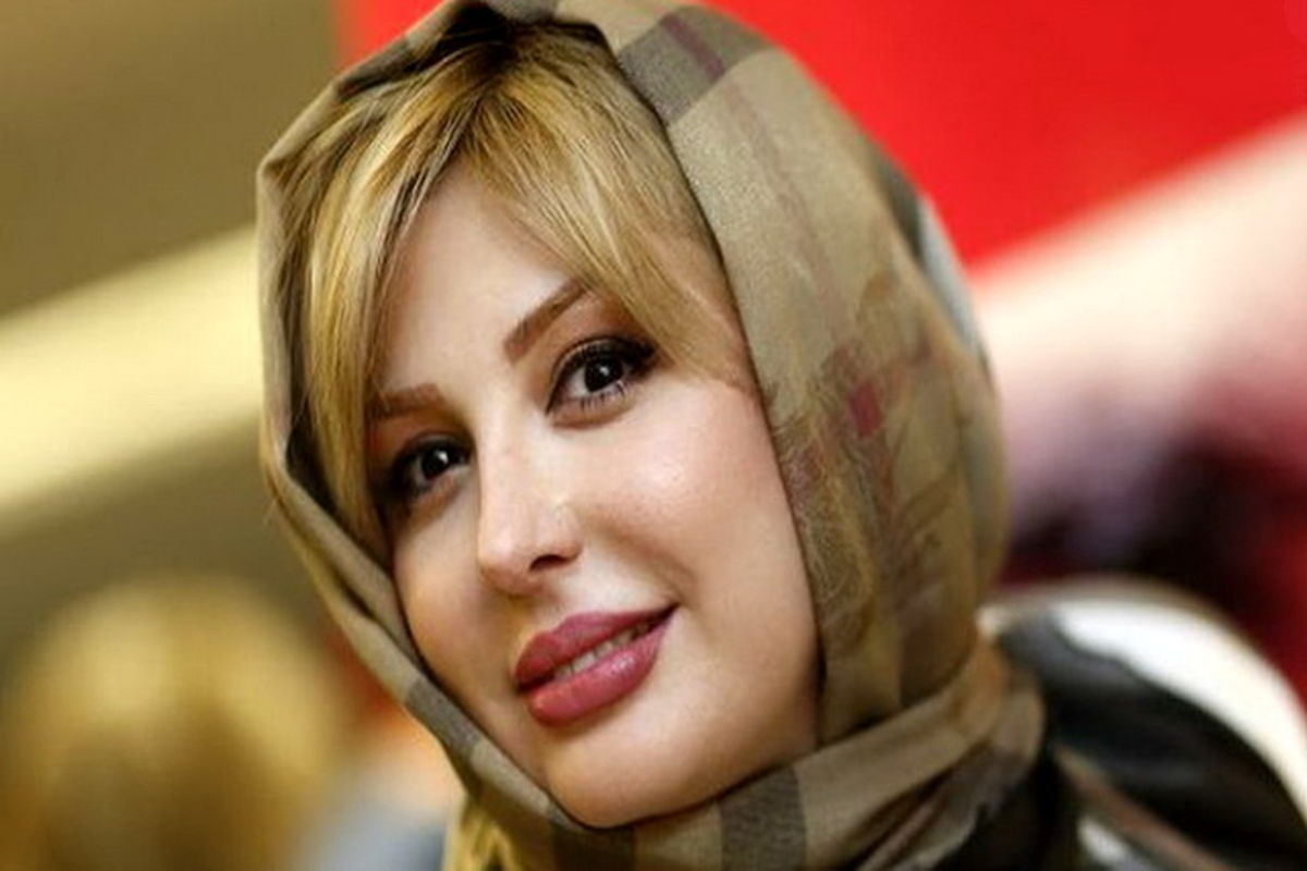 در این سلفی یک تار موی خانم بازیگر پیدا نیست