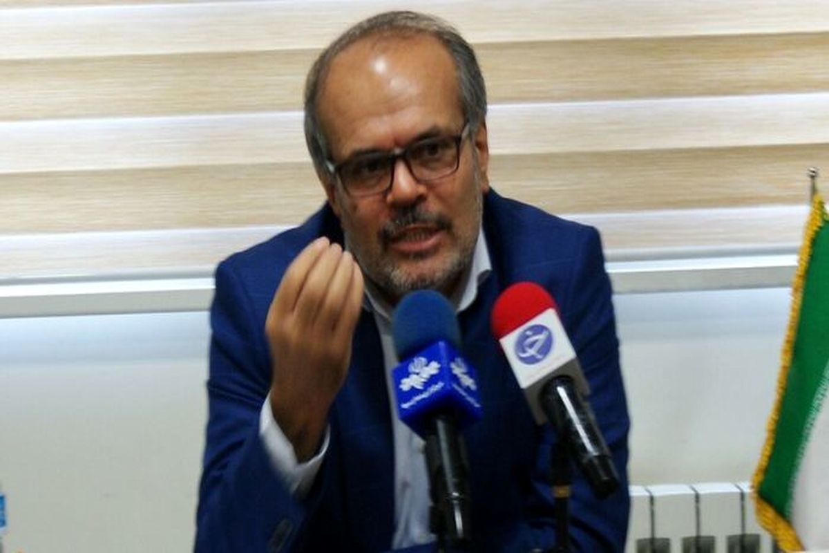 منتظر ارزانی مرغ باشیم؟ / مرغداری ها درگیر بیماری آنگارا