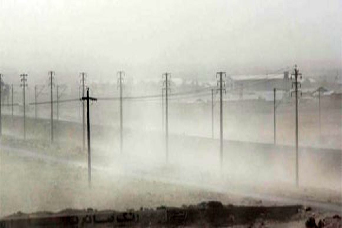 طوفان نمک در راه تبریز و ارومیه