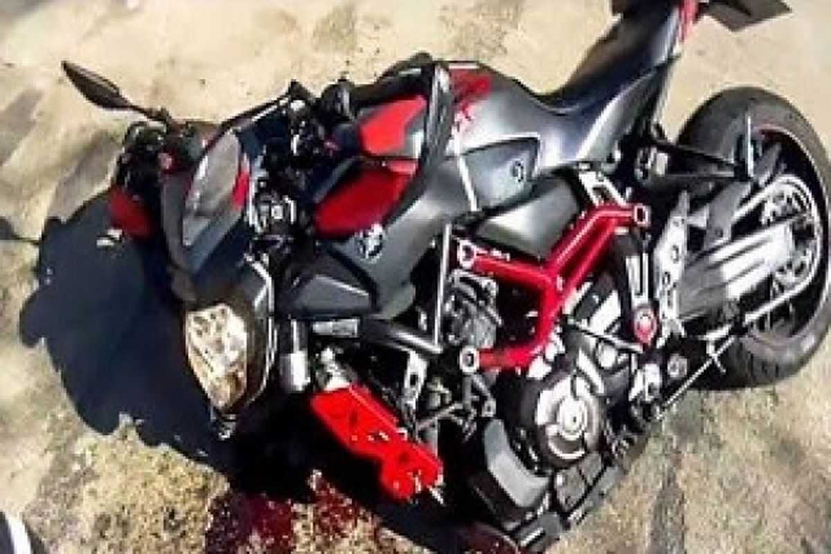 مرگ دلخراش موتورسیکلت سوار اراکی