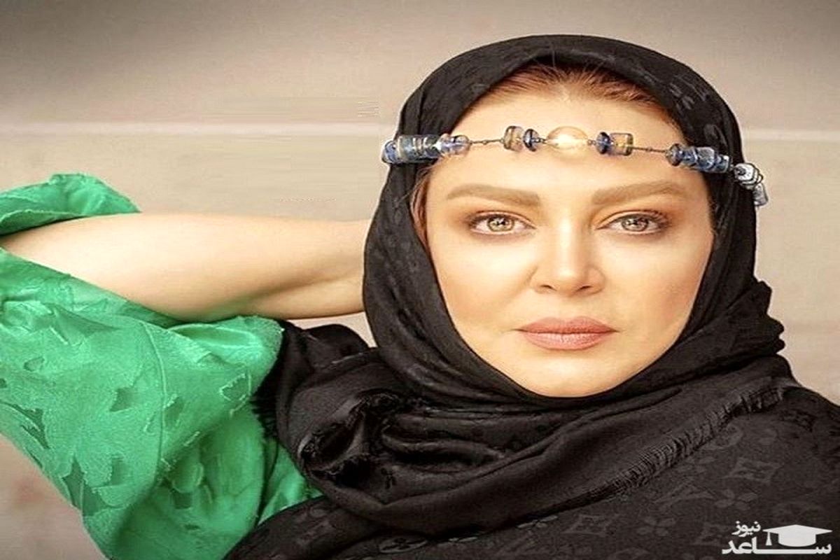 سلفی بهاره رهنما با تیپ عجیب و غریب!