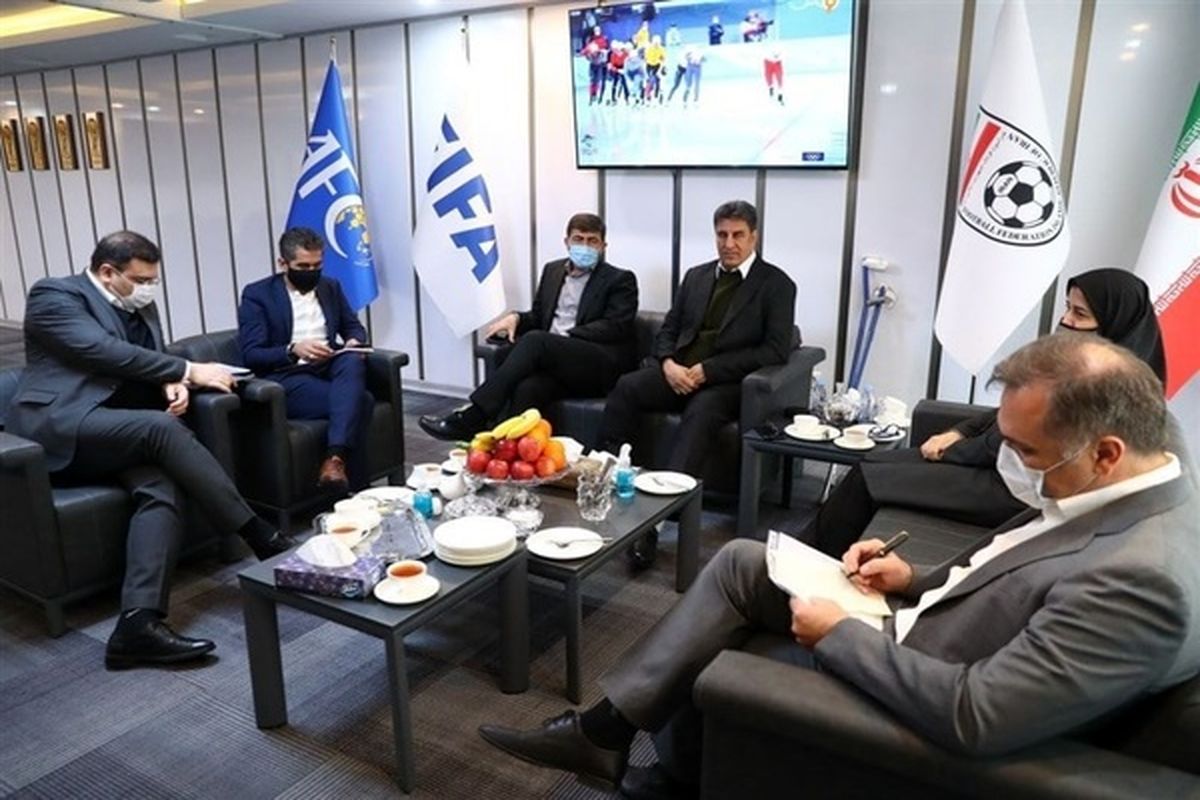 احضار مدیران فدراسیون فوتبال به مجلس