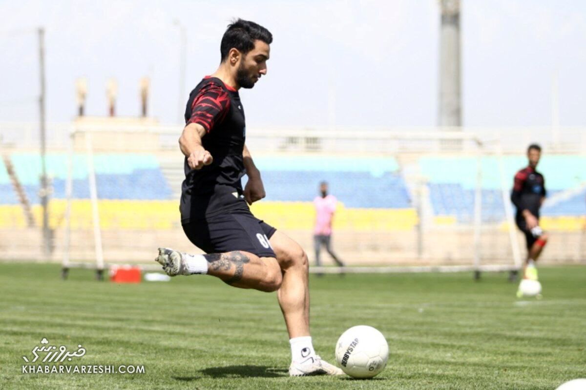 هافبک پرسپولیس کماکان شرایط بازی ندارد