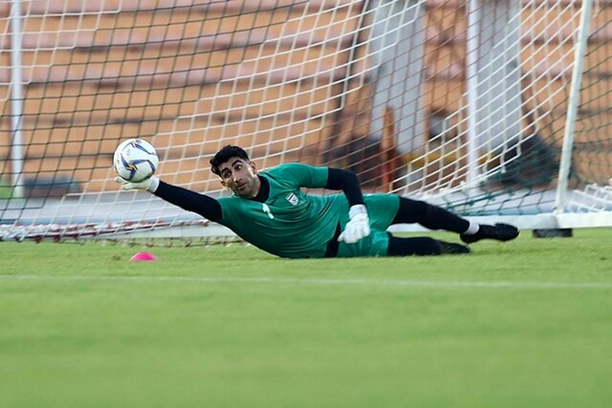 انتشار اسناد مذاکره پرسپولیس با گلر ملی‌پوش