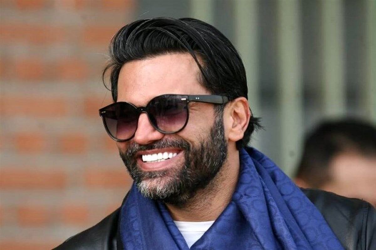 زوج جذاب و خوش تیپ پای سفره هفت سین