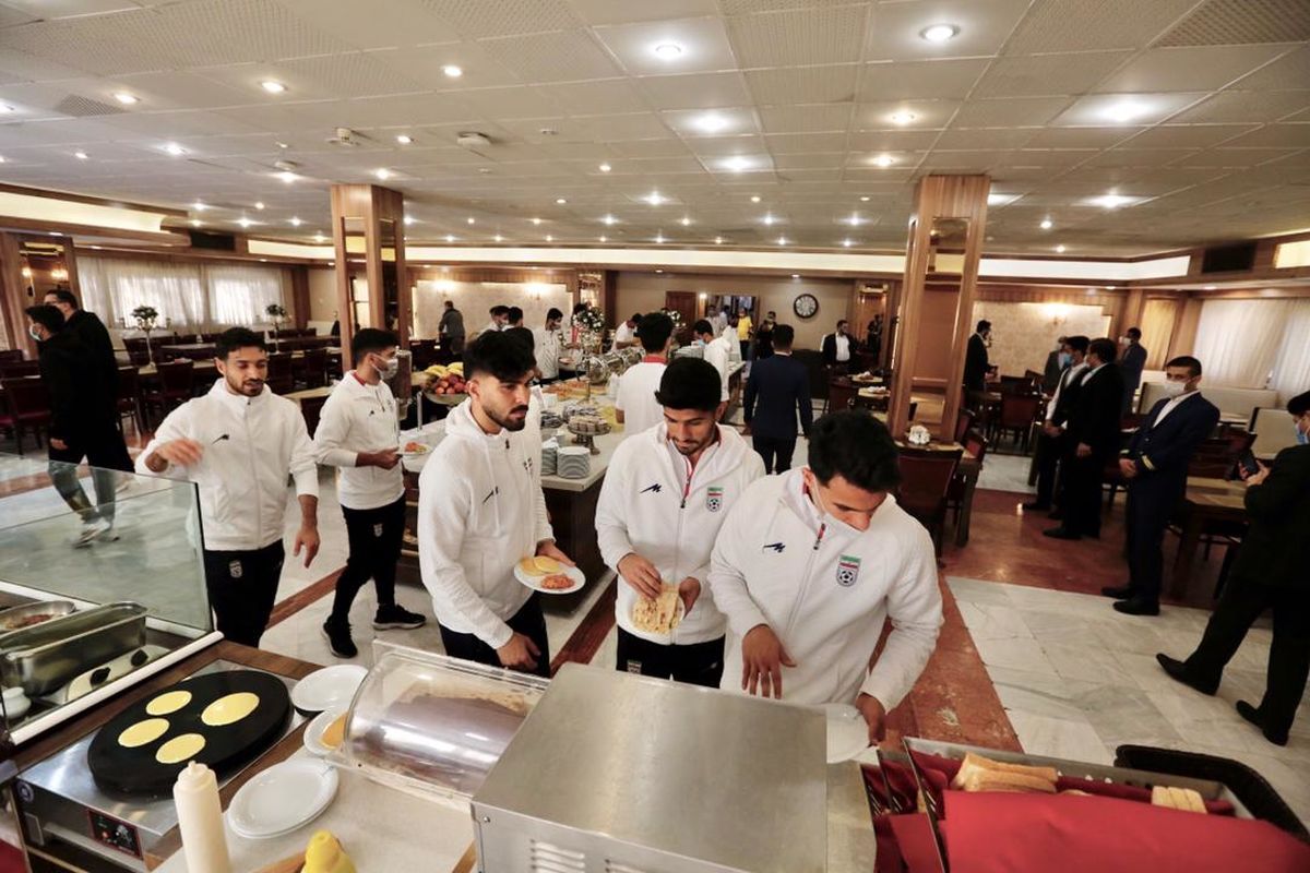 تیم شکست‌خورده اسکوچیچ به مشهد رسید