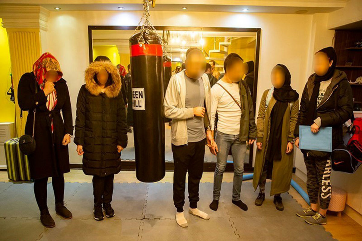 عاقبت سالن ورزشی مختلط در فردیس