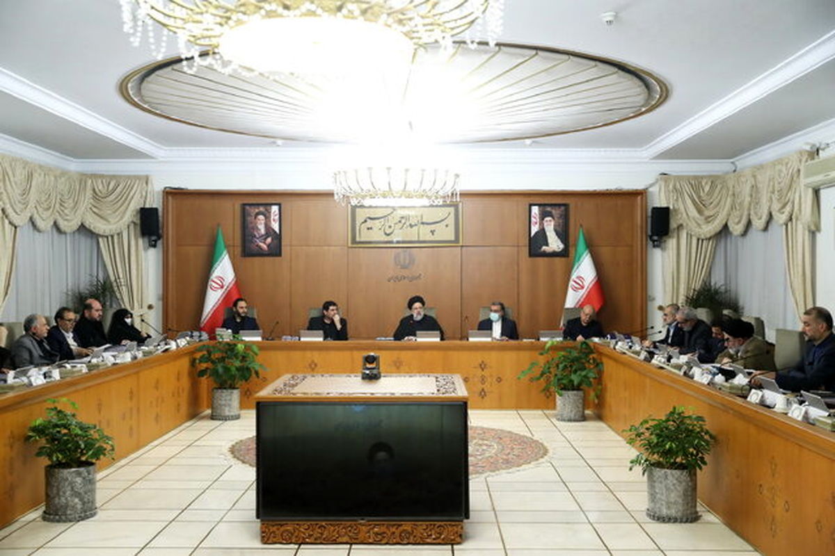 تورم صدای آقای رئیس جمهور را هم در آورد