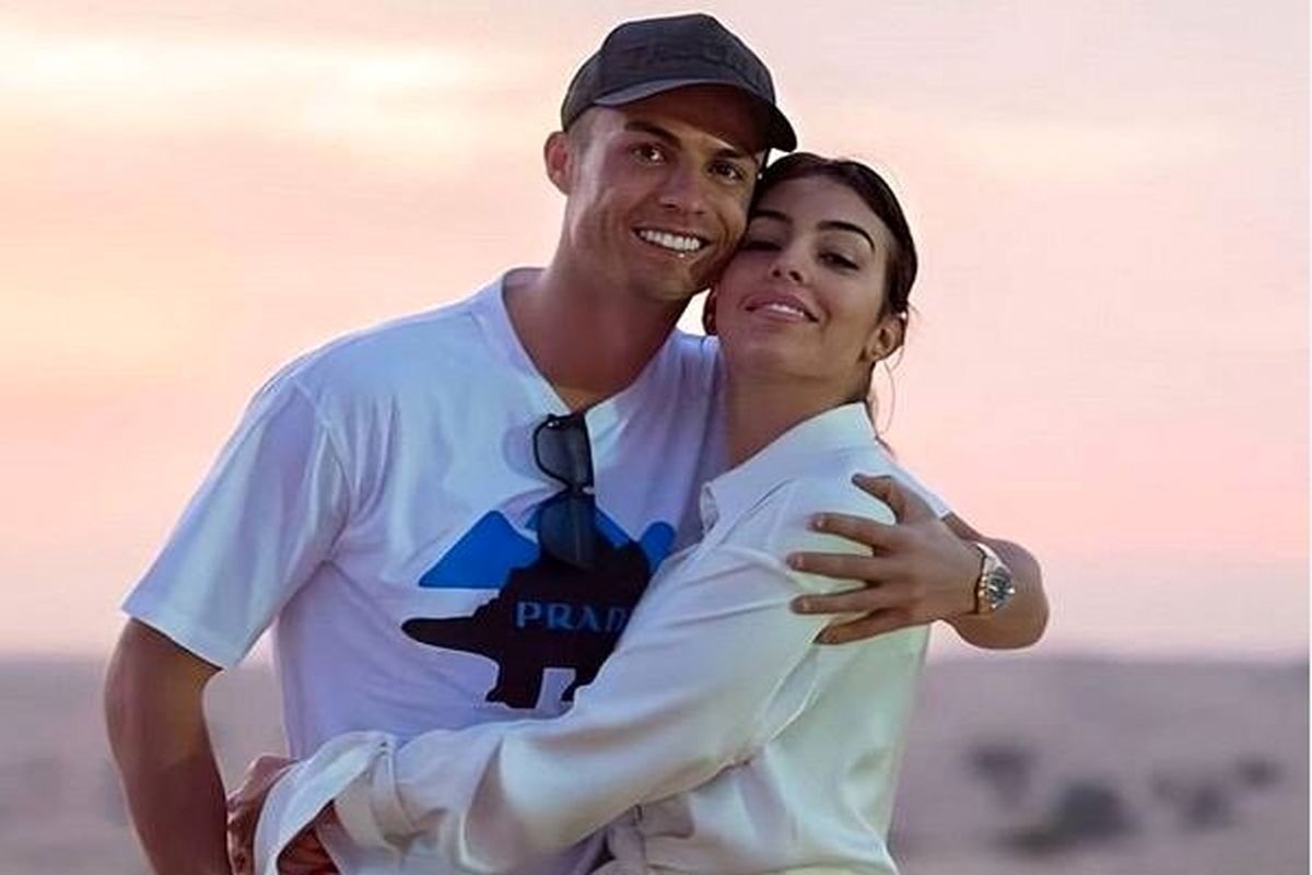 همسر رونالدو مسائل خصوصی زندگیش را فاش کرد