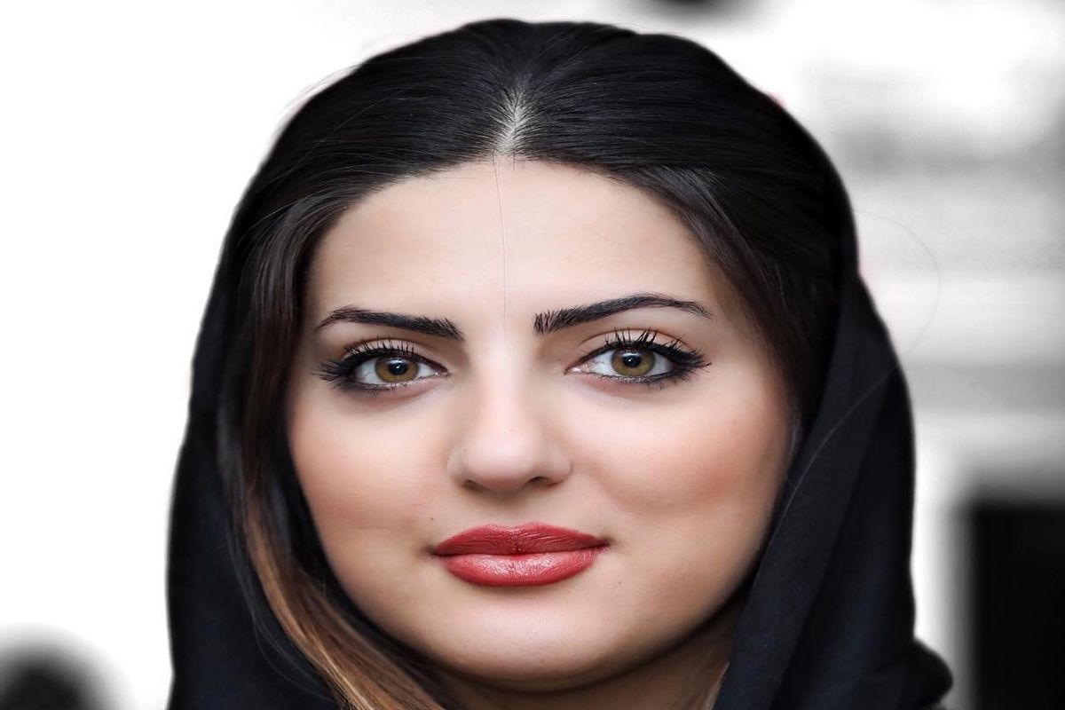 عروس محجبه ولی وارونه