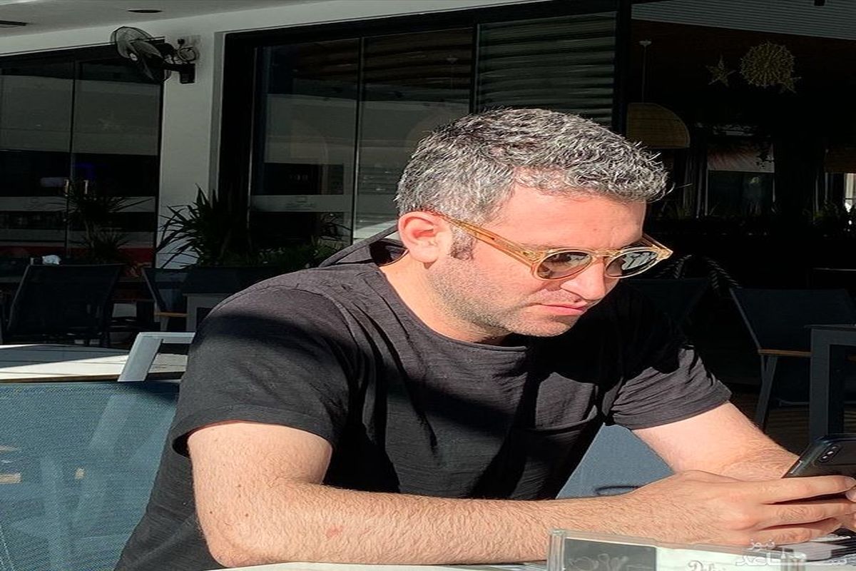 سلفی هوتن شکیبا با خودش