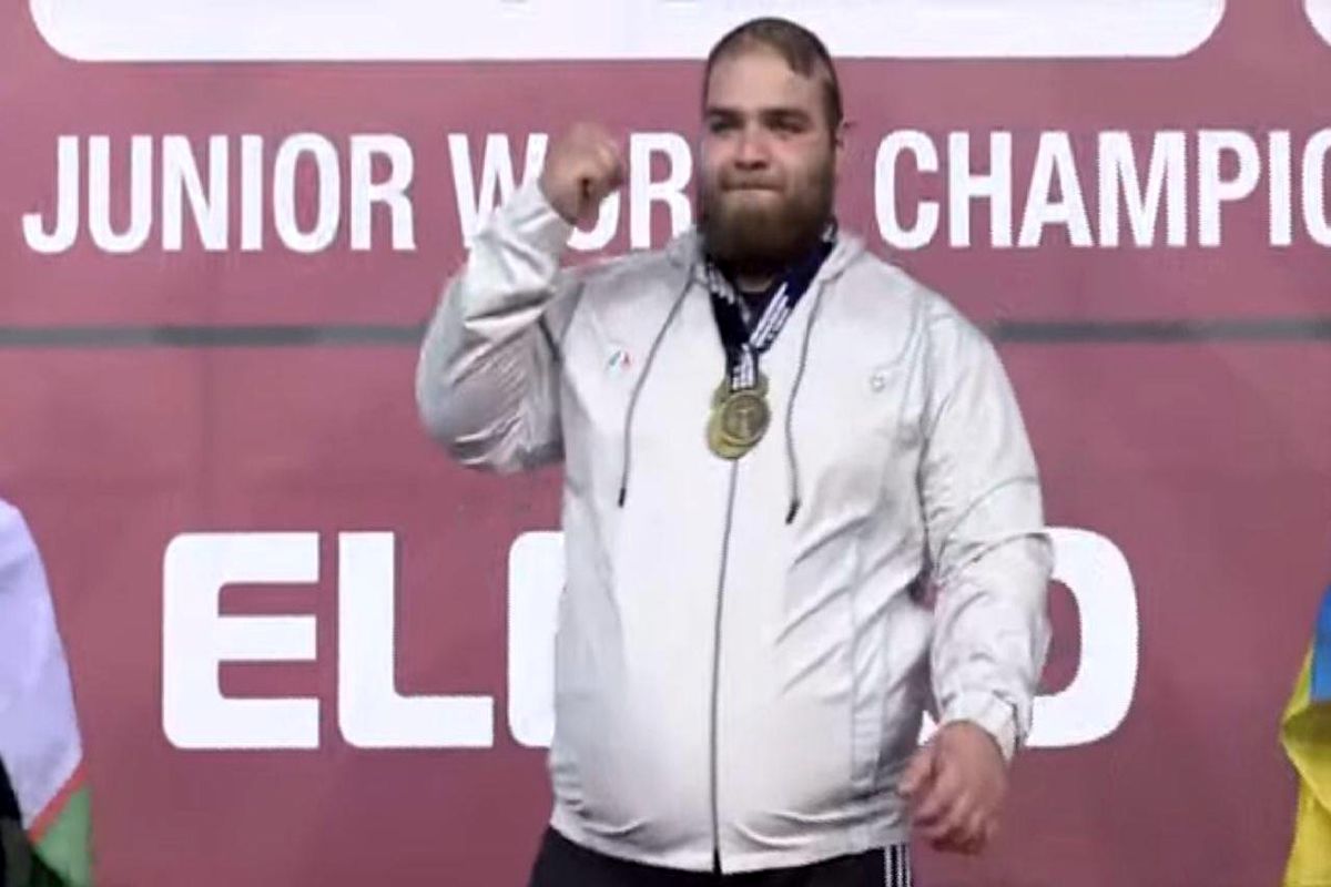 یک پدیده ایرانی قوی ترین وزنه بردار جهان