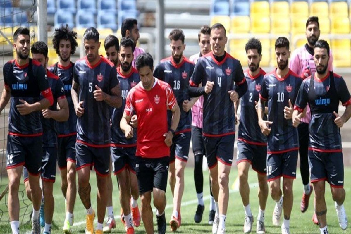 بازیکن پرسپولیس یک هوادار را زیر گرفت!