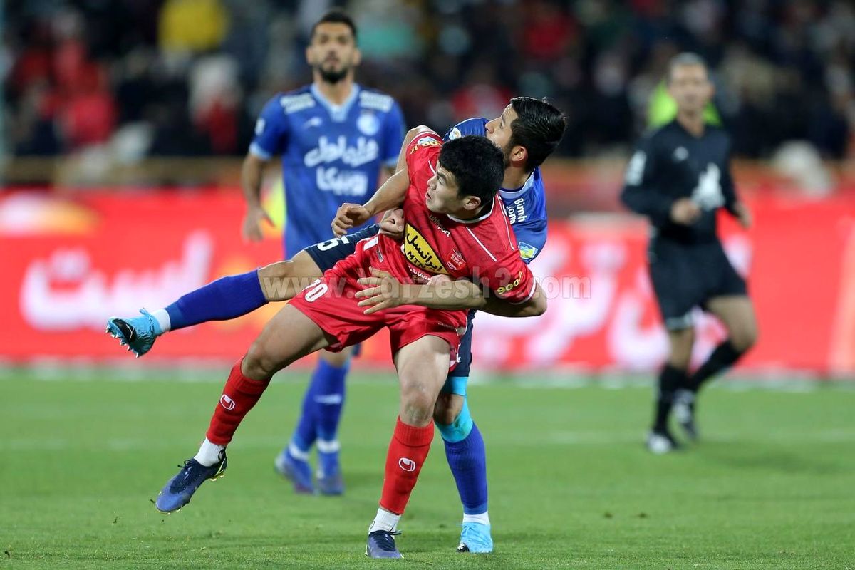 ​استقلال یک امتیاز جلوتر از پرسپولیس