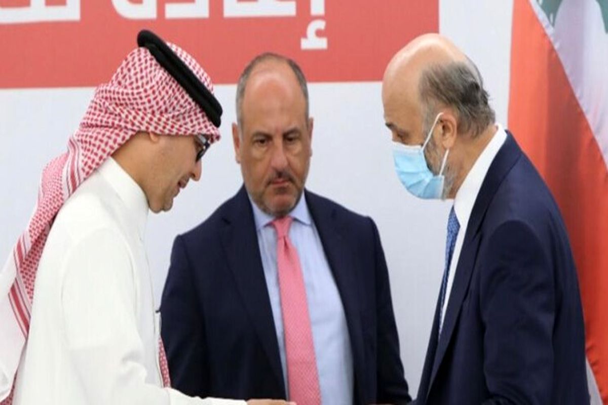 پول پاشی های دلاری در انتخابات لبنان!