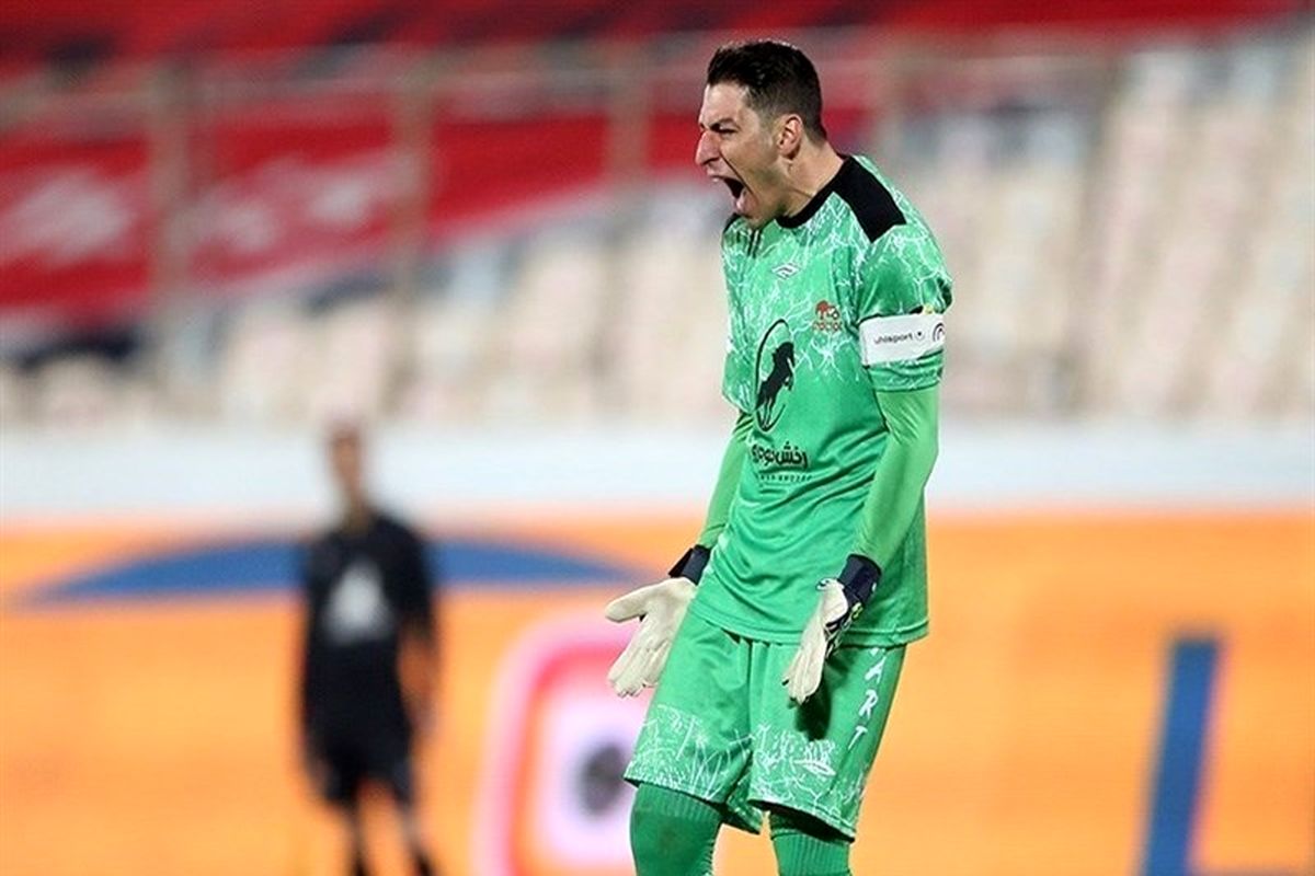 حسینی بهترین دروازه‌بان لیگ نبود!