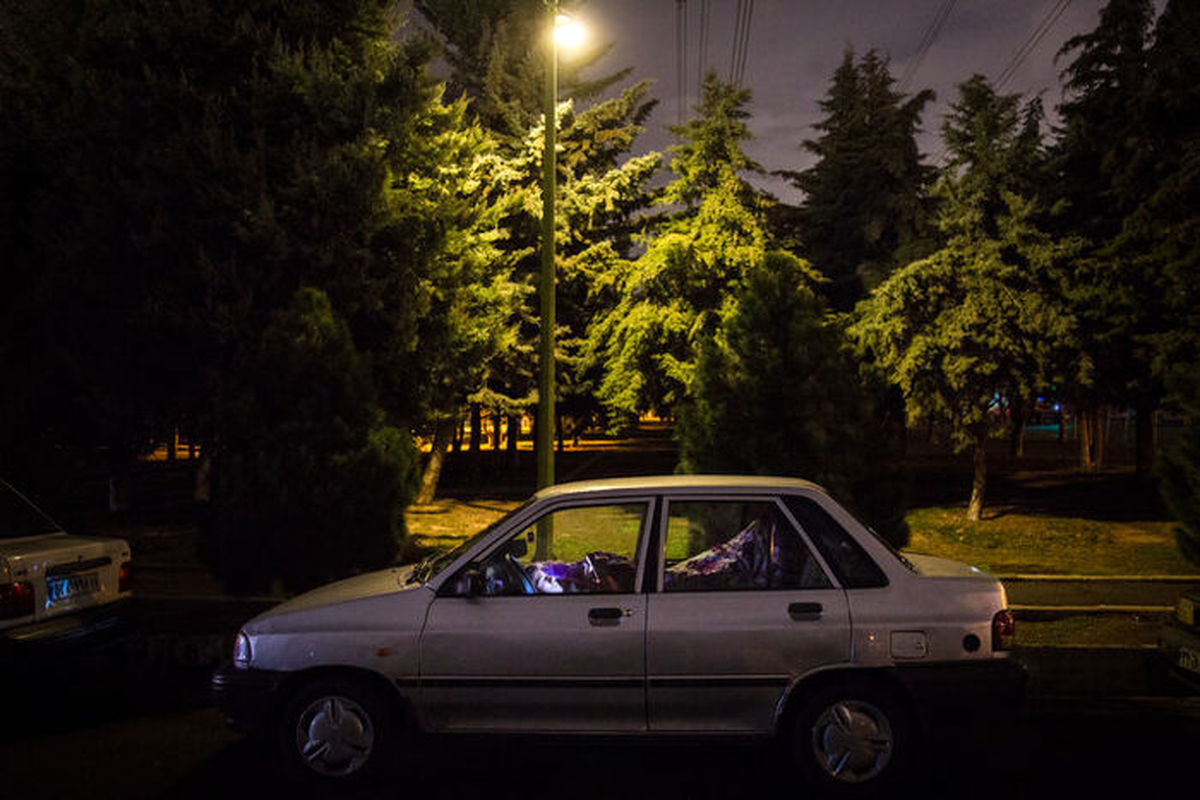 درآمد عجیب ماشین خوابی در تهران / جای پارک در سایه چند؟