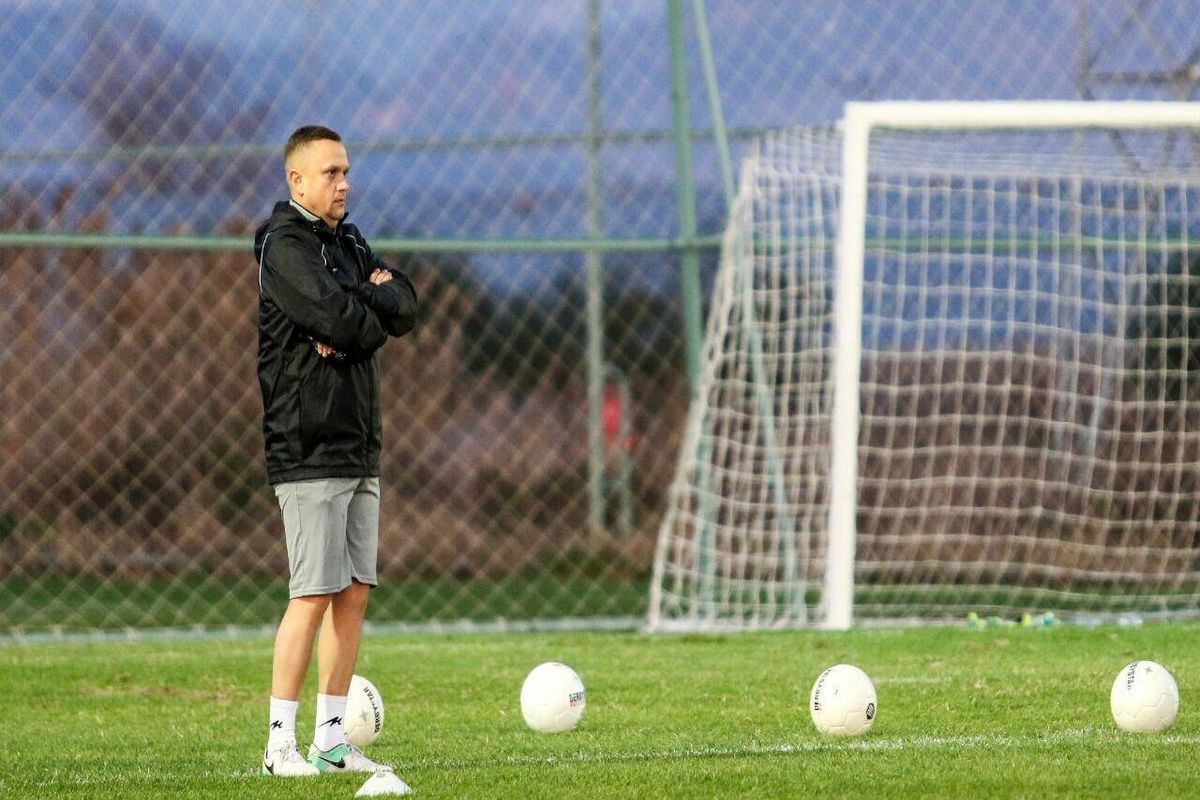 یک تراکتوری در آستانه پرسپولیسی شدن