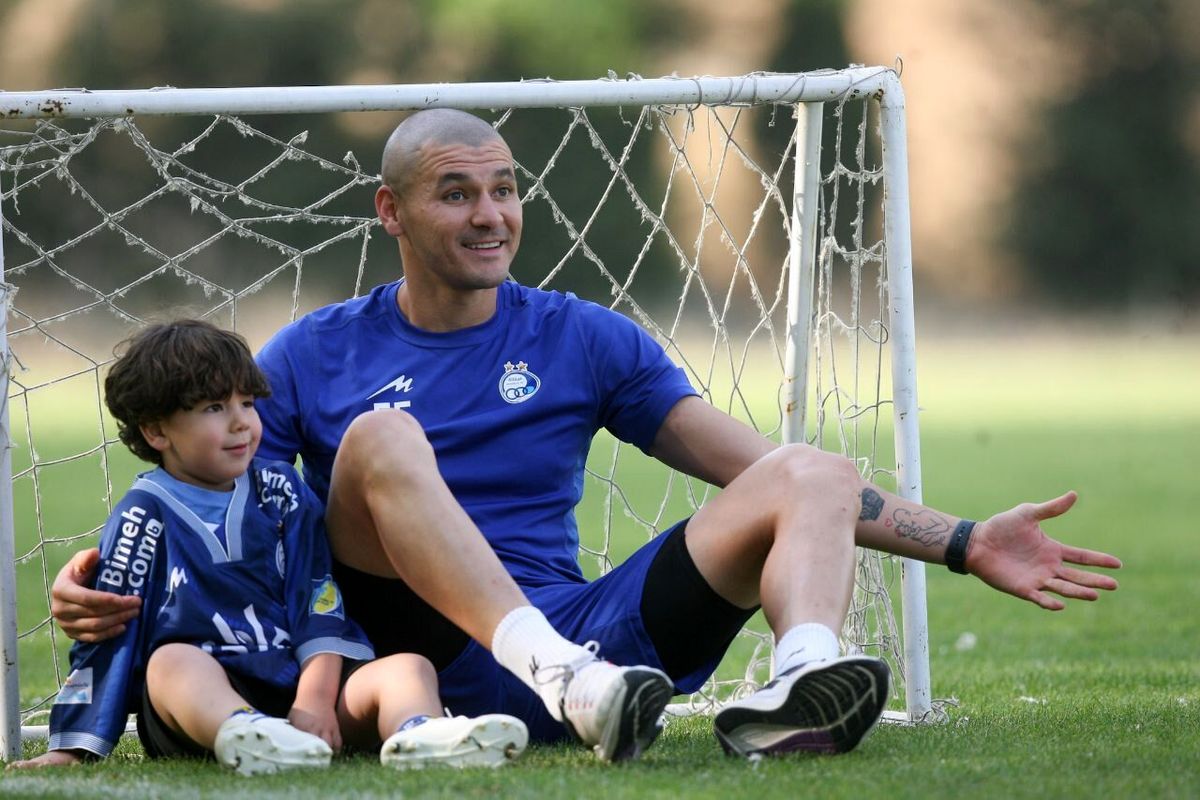 ستاره استقلال در آستانه جدایی