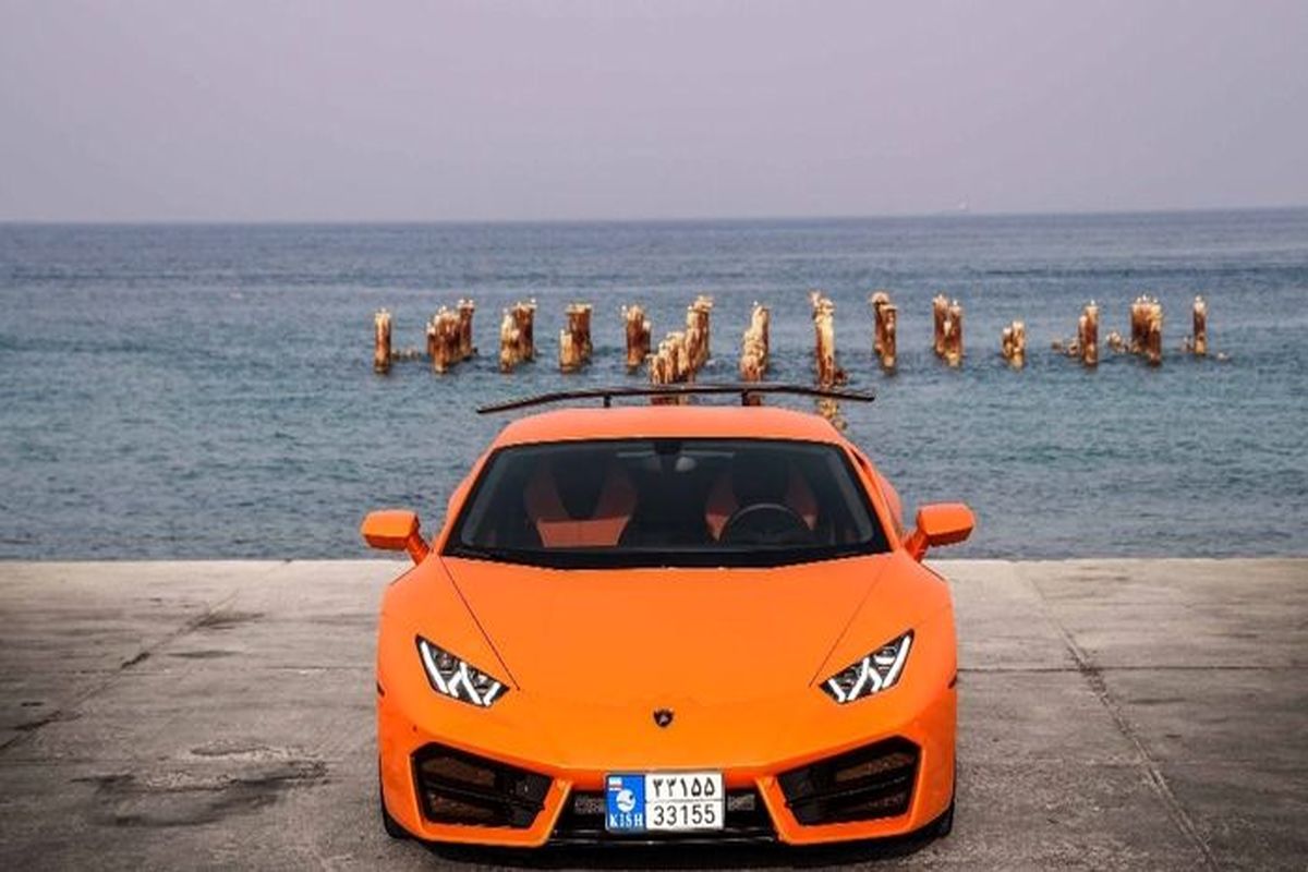 یک ساعت لامبورگینی سواری در کیش چند؟