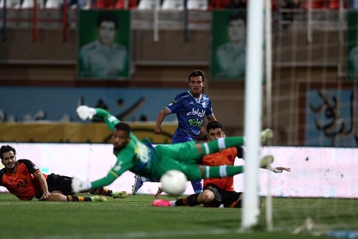 دو ستاره استقلال لژیونر نمی‌شوند