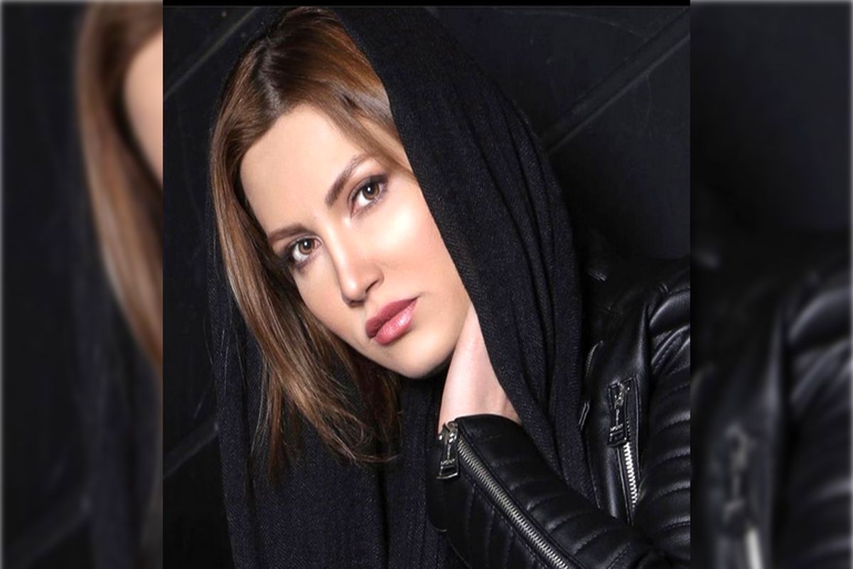 استوری بی ربط و بدمنظره سمیرا حسینی