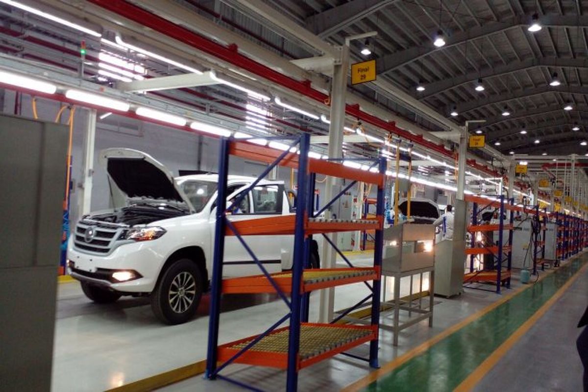 بازدید وزیر صمت از خطوط تولید مکث موتور