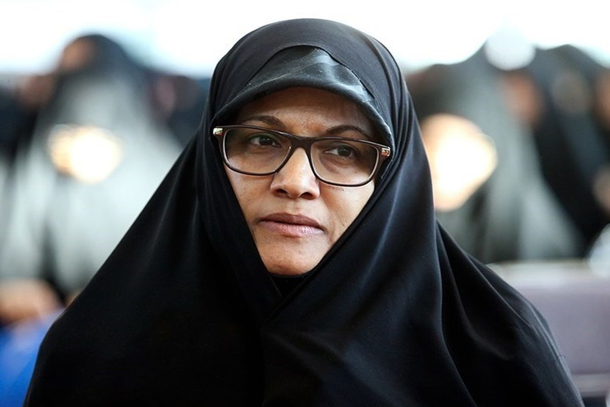 نظر زهره الهیان نسبت به آسیب های فضای مجازی