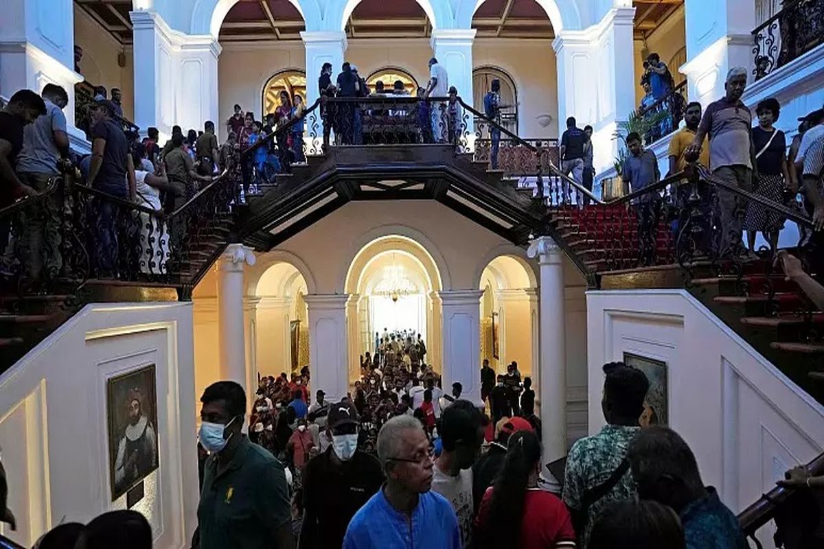 شرط مردم سریلانکا برای ترک اقامتگاه‌های دولتی