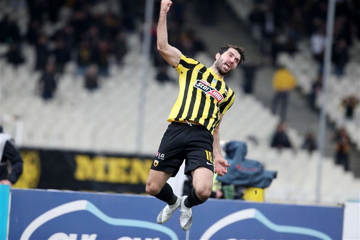 ستاره ایرانی به دنبال تیم جدید در لیگ یونان