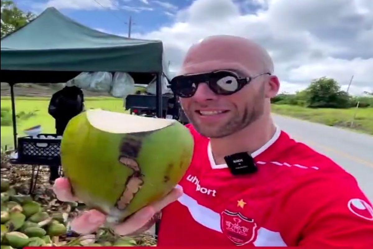 بلاگر معروف آمریکایی پرسپولیسی شد!