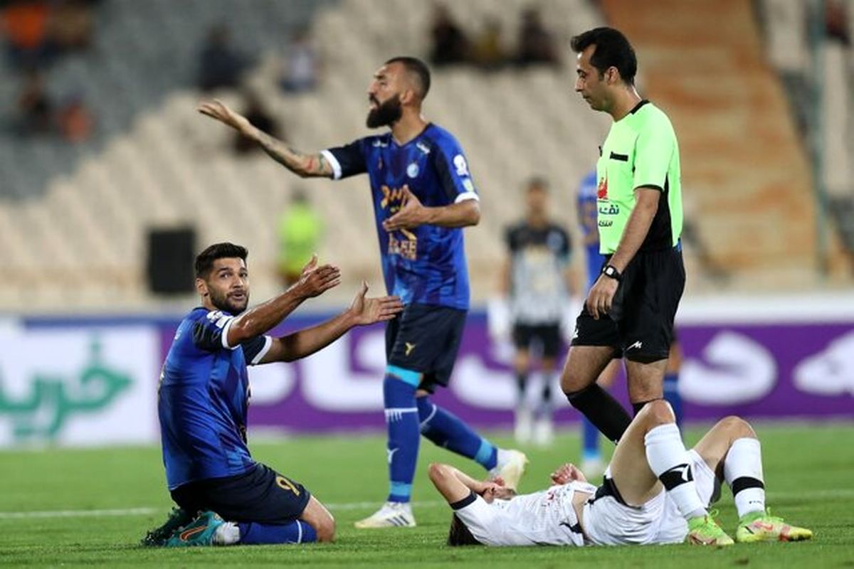 نامه استقلال برای محروم کردن داور مطرح