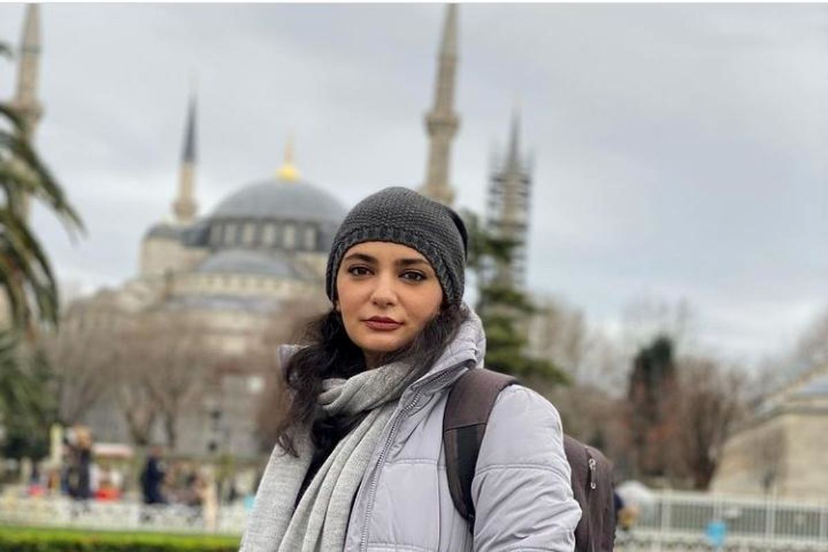 هنرمندان بی ادعا گرد هم