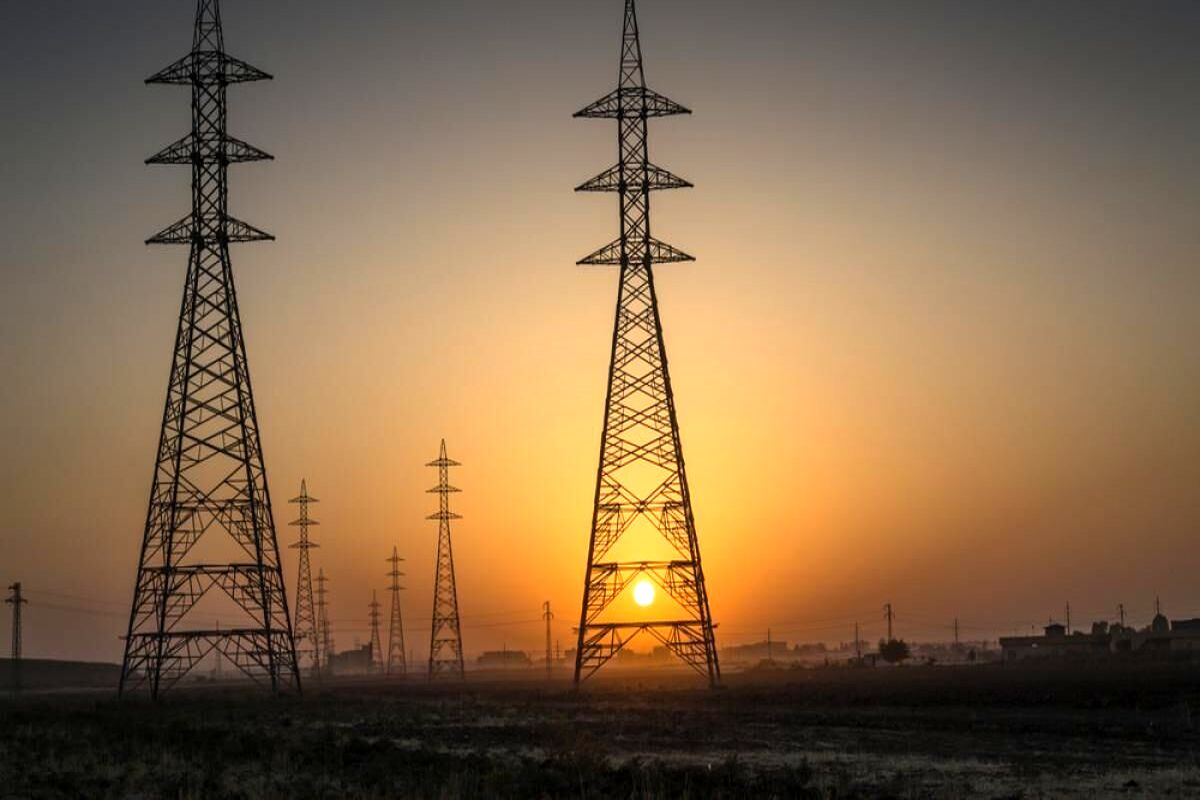 طرح اتصال شبکه برق کشور از سمت شرق دریای خزر