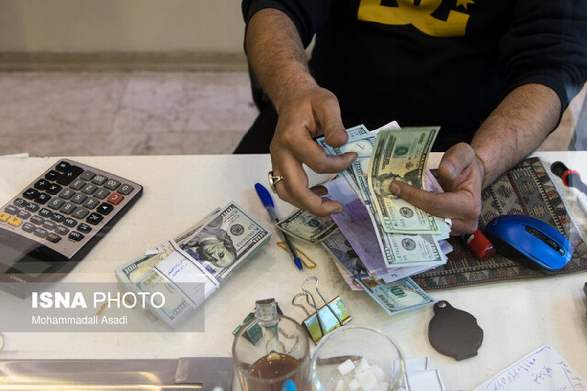 فروش آنلاین ارز برای آرام کردن بازار ارز